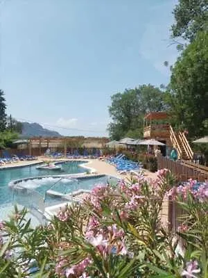 3 Etoiles - Piscine - Eeebca 营地 罗克布伦河畔阿尔让